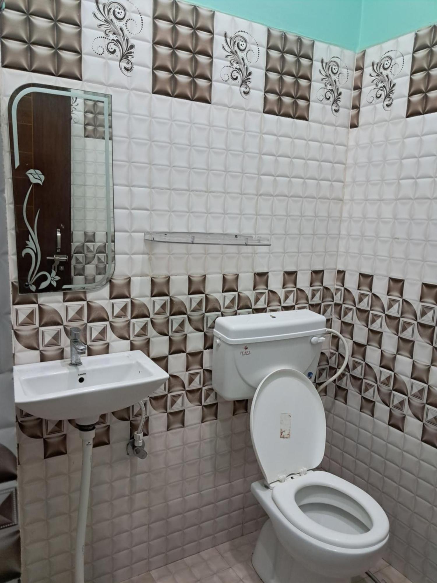 Rastogi Niwas - 3km Away From Triveni Sangam Holiday home